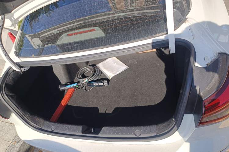 Used CHANGAN Eado New Energy 2019 EV460 Smart Edition Trunk