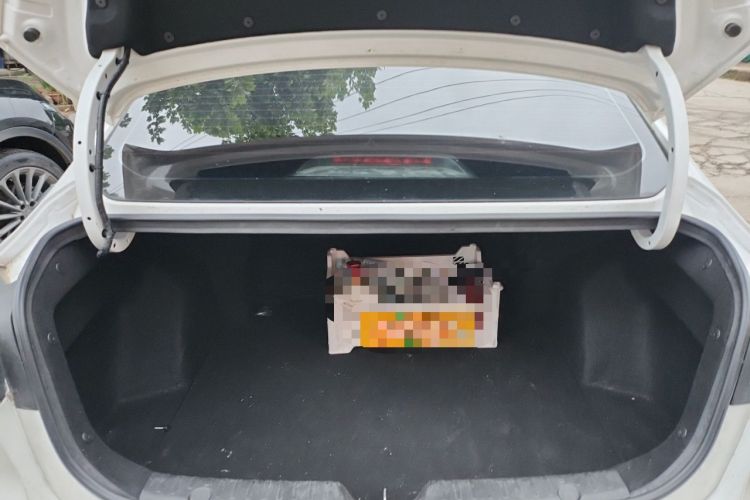 Used CHANGAN Eado New Energy  Trunk