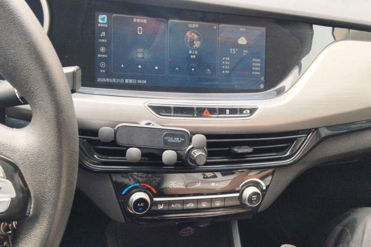 Used CHANGAN Eado New Energy 2022 EV460 Smart Ride-Hailing Edition – Lithium Iron Phosphate Audio And AC Panel