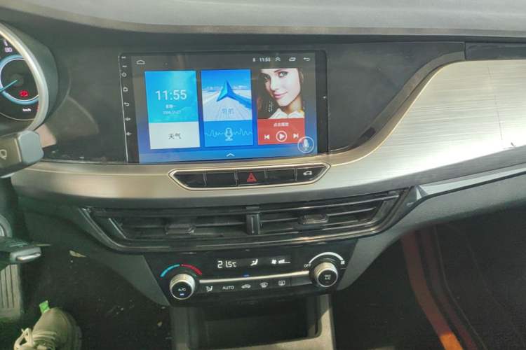 Used CHANGAN Eado New Energy 2022 EV460 Smart Ride-Hailing Edition – Lithium Iron Phosphate Audio And AC Panel