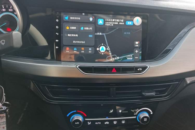 Used CHANGAN Eado New Energy 2022 EV460 Smart Ride-Hailing Edition – Lithium Iron Phosphate Audio And AC Panel