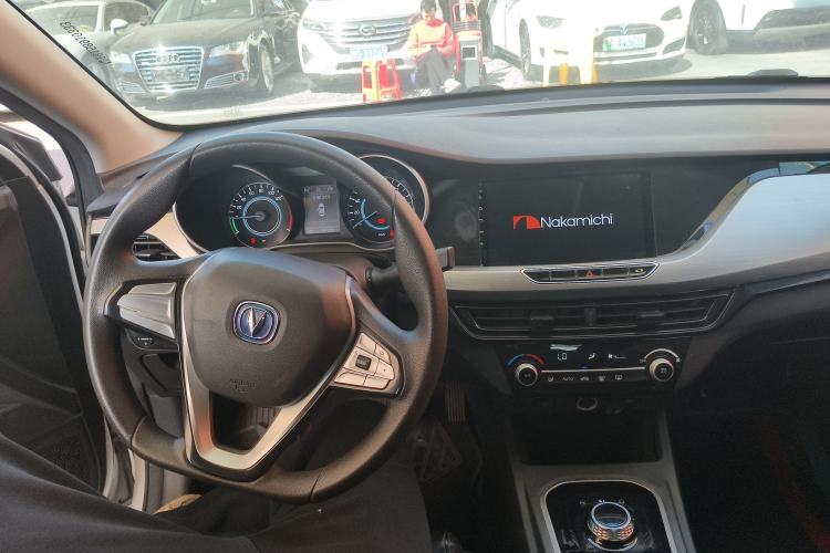 Used CHANGAN Eado New Energy 2022 EV460 Smart Ride-Hailing Edition – Lithium Iron Phosphate Center Console