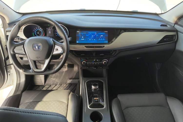 Used CHANGAN Eado New Energy 2022 EV460 Smart Ride-Hailing Edition – Lithium Iron Phosphate Center Console