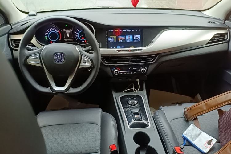 Used CHANGAN Eado New Energy 2022 EV460 Smart Ride-Hailing Edition – Lithium Iron Phosphate Center Console