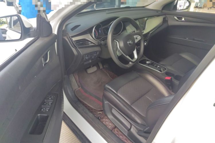 Used CHANGAN Eado New Energy 2022 EV460 Smart Ride-Hailing Edition – Lithium Iron Phosphate Driver Seat