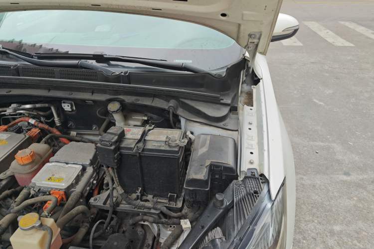 Used CHANGAN Eado New Energy 2022 EV460 Smart Ride-Hailing Edition – Lithium Iron Phosphate Engine Bay Left