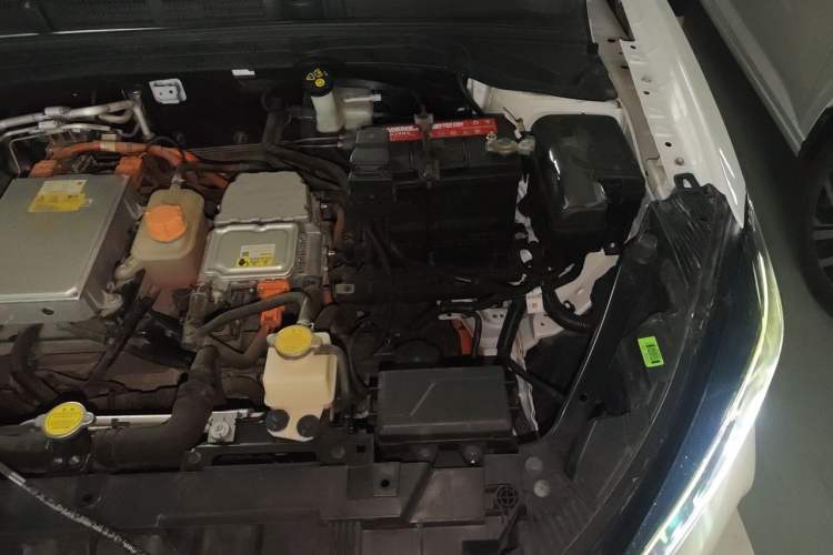 Used CHANGAN Eado New Energy 2022 EV460 Smart Ride-Hailing Edition – Lithium Iron Phosphate Engine Bay Left