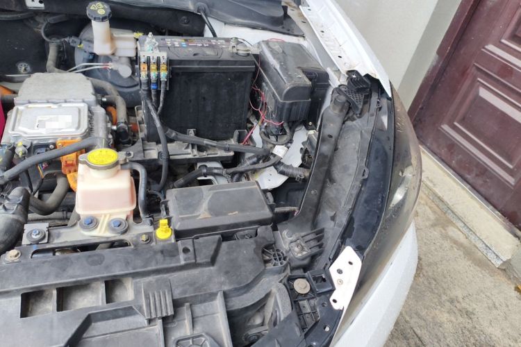 Used CHANGAN Eado New Energy 2022 EV460 Smart Ride-Hailing Edition – Lithium Iron Phosphate Engine Bay Left