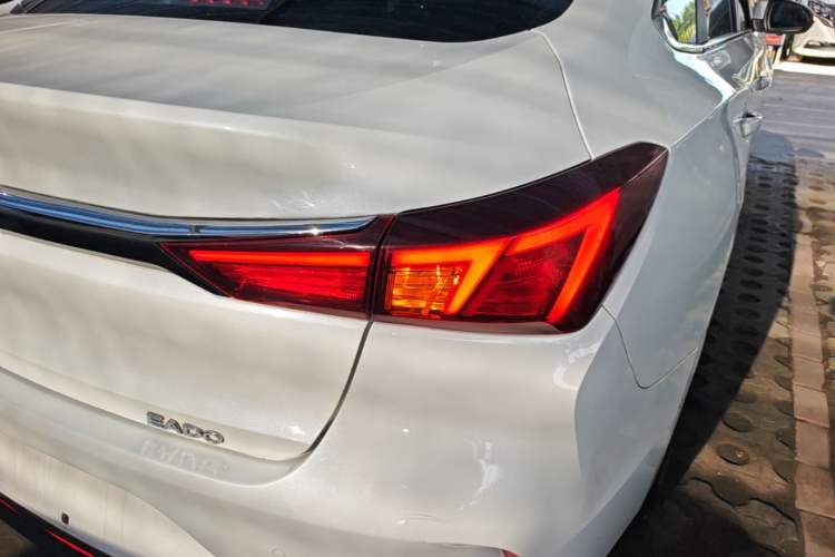 Used CHANGAN Eado New Energy 2022 EV460 Smart Ride-Hailing Edition – Lithium Iron Phosphate Exterior 3