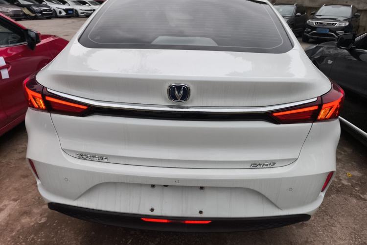 Used CHANGAN Eado New Energy 2022 EV460 Smart Ride-Hailing Edition – Lithium Iron Phosphate Exterior 4