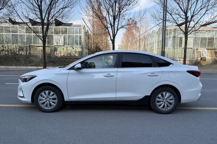 Used CHANGAN Eado New Energy 2022 EV460 Smart Ride-Hailing Edition – Lithium Iron Phosphate Exterior 4