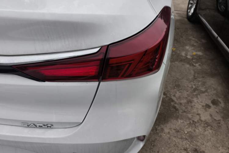 Used CHANGAN Eado New Energy 2022 EV460 Smart Ride-Hailing Edition – Lithium Iron Phosphate Exterior 6