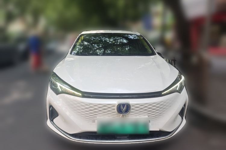 Used CHANGAN Eado New Energy 2022 Facelift EV460 Smart Online Ride-Hailing Version – Lithium Iron Phosphate Front