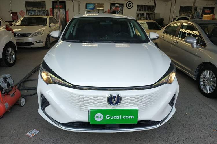 Used CHANGAN Eado New Energy 2022 EV460 Smart Ride-Hailing Edition – Lithium Iron Phosphate Front