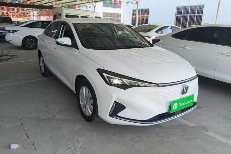 Used CHANGAN Eado New Energy 2022 EV460 Smart Ride-Hailing Edition – Lithium Iron Phosphate Front Right 45 Deg