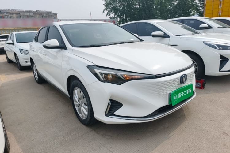 Used CHANGAN Eado New Energy 2022 EV460 Smart Ride-Hailing Edition – Lithium Iron Phosphate Front Right 45 Deg
