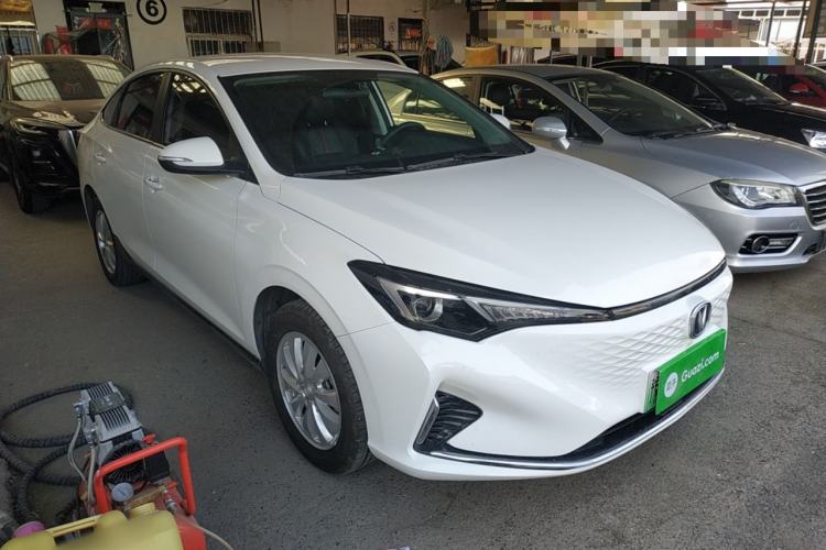 Used CHANGAN Eado New Energy 2022 EV460 Smart Ride-Hailing Edition – Lithium Iron Phosphate Front Right 45 Deg