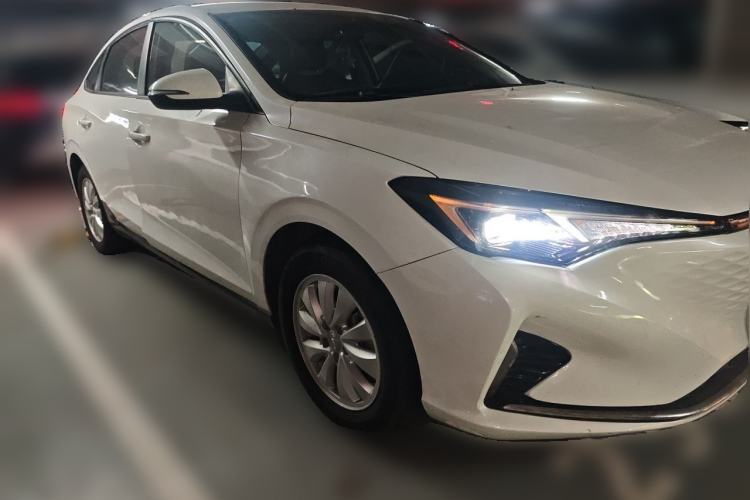 Used CHANGAN Eado New Energy 2022 EV460 Smart Ride-Hailing Edition – Lithium Iron Phosphate Front Right 45 Deg