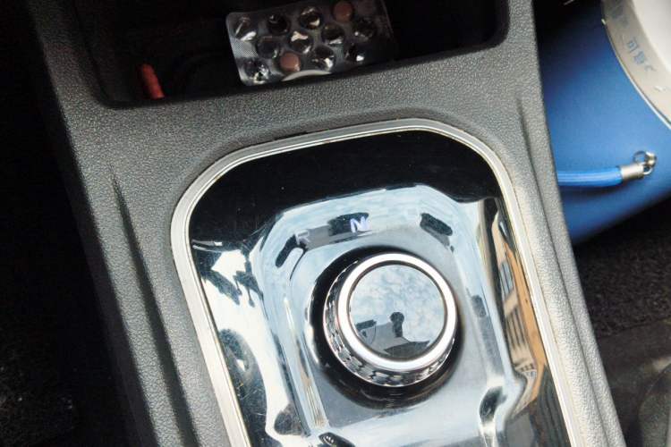 Used CHANGAN Eado New Energy 2022 EV460 Smart Ride-Hailing Edition – Lithium Iron Phosphate Gear Lever