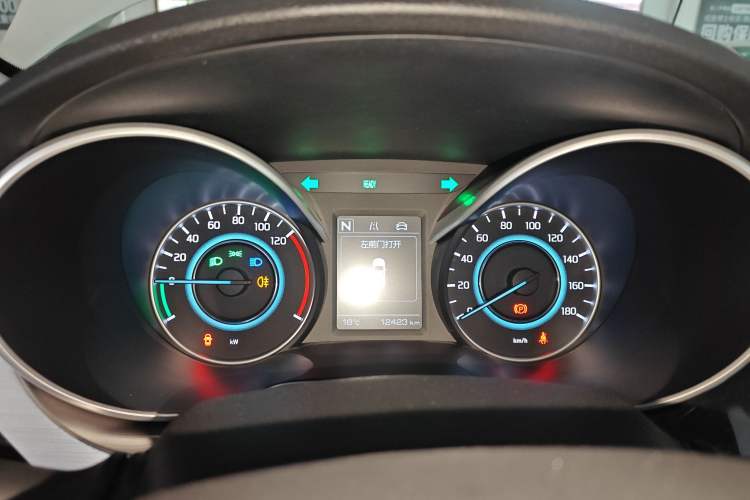 Used CHANGAN Eado New Energy 2022 EV460 Smart Ride-Hailing Edition – Lithium Iron Phosphate Instrument Cluster