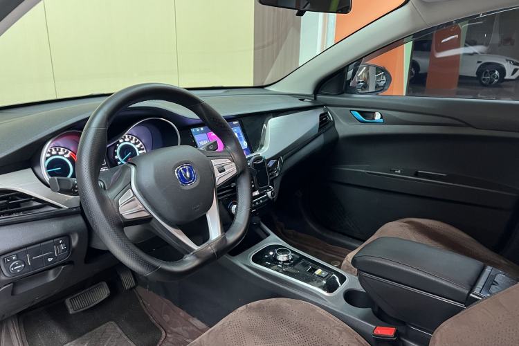 Used CHANGAN Eado New Energy 2022 EV460 Smart Ride-Hailing Edition – Lithium Iron Phosphate Interior 1
