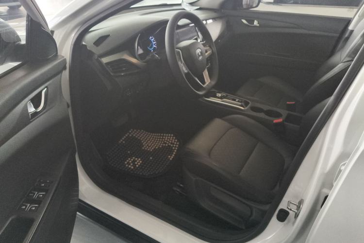 Used CHANGAN Eado New Energy 2022 EV460 Smart Ride-Hailing Edition – Lithium Iron Phosphate Interior 1