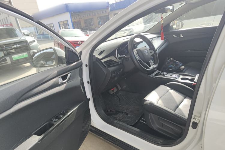 Used CHANGAN Eado New Energy 2022 EV460 Smart Ride-Hailing Edition – Lithium Iron Phosphate Interior 3