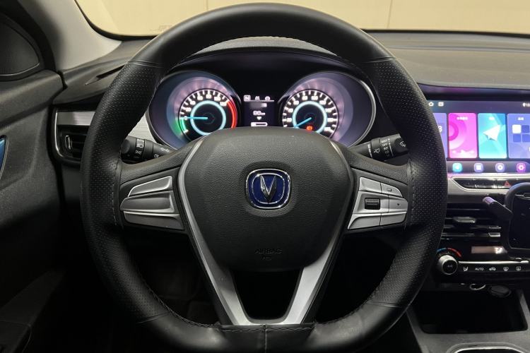 Used CHANGAN Eado New Energy 2022 EV460 Smart Ride-Hailing Edition – Lithium Iron Phosphate Interior 5