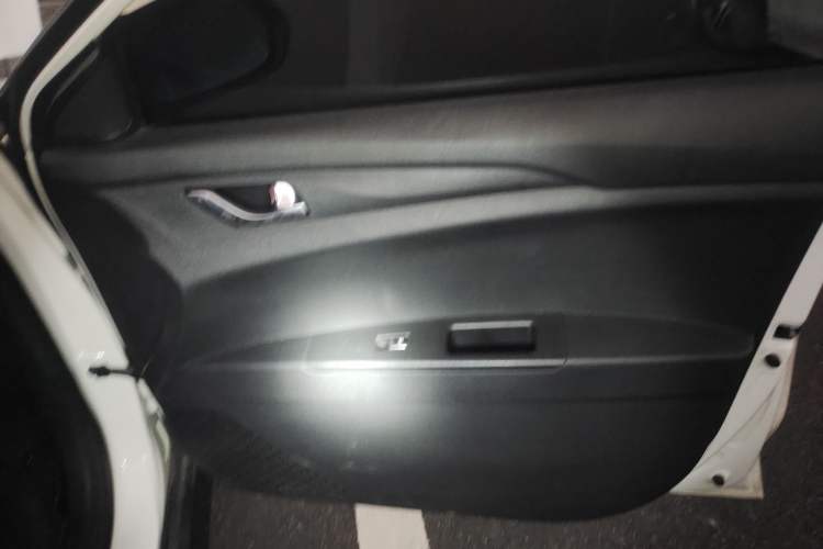 Used CHANGAN Eado New Energy 2022 EV460 Smart Ride-Hailing Edition – Lithium Iron Phosphate Interior 5