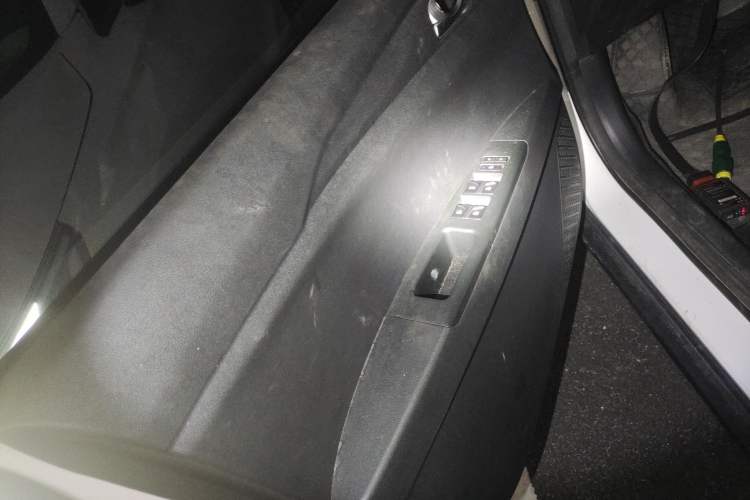 Used CHANGAN Eado New Energy 2022 EV460 Smart Ride-Hailing Edition – Lithium Iron Phosphate Interior 7