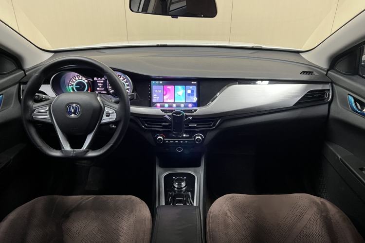 Used CHANGAN Eado New Energy 2022 EV460 Smart Ride-Hailing Edition – Lithium Iron Phosphate Interior 8