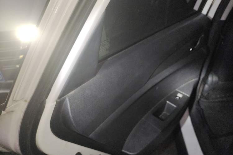 Used CHANGAN Eado New Energy 2022 EV460 Smart Ride-Hailing Edition – Lithium Iron Phosphate Interior 8