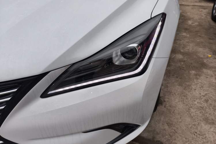 Used CHANGAN Eado New Energy 2022 EV460 Smart Ride-Hailing Edition – Lithium Iron Phosphate Left Front Headlight