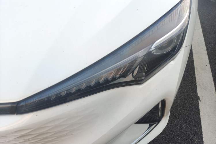 Used CHANGAN Eado New Energy 2022 EV460 Smart Ride-Hailing Edition – Lithium Iron Phosphate Left Front Headlight
