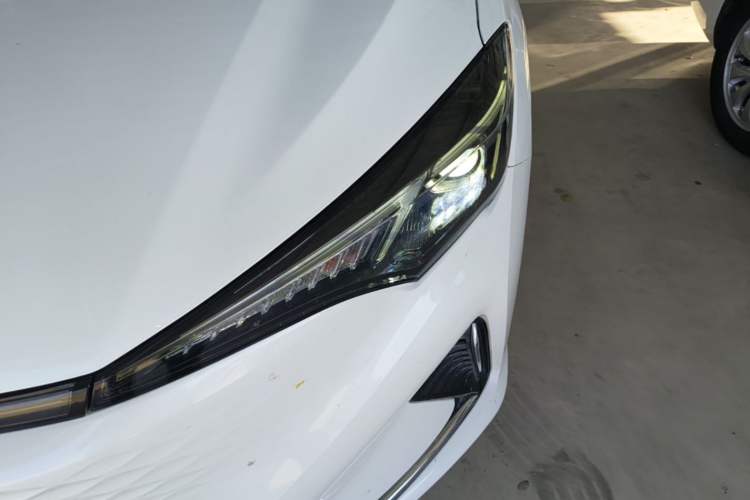 Used CHANGAN Eado New Energy 2022 EV460 Smart Ride-Hailing Edition – Lithium Iron Phosphate Left Front Headlight