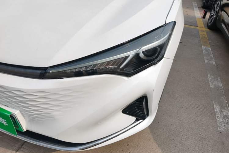 Used CHANGAN Eado New Energy 2022 EV460 Smart Ride-Hailing Edition – Lithium Iron Phosphate Left Front Headlight