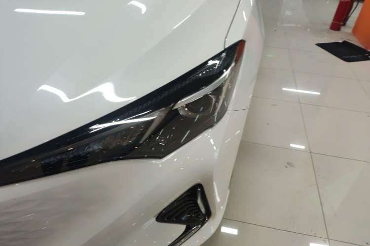 Used CHANGAN Eado New Energy 2022 EV460 Smart Ride-Hailing Edition – Lithium Iron Phosphate Left Front Headlight