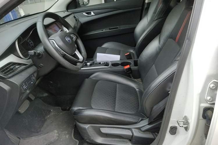Used CHANGAN Eado New Energy 2022 EV460 Smart Ride-Hailing Edition – Lithium Iron Phosphate Left Front Seat