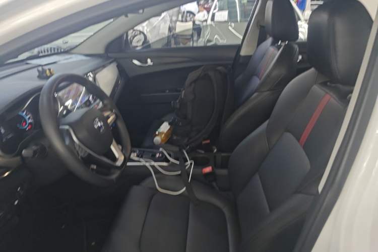 Used CHANGAN Eado New Energy 2022 EV460 Smart Ride-Hailing Edition – Lithium Iron Phosphate Left Front Seat