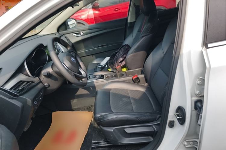 Used CHANGAN Eado New Energy 2022 EV460 Smart Ride-Hailing Edition – Lithium Iron Phosphate Left Front Seat
