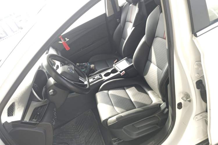 Used CHANGAN Eado New Energy 2022 EV460 Smart Ride-Hailing Edition – Lithium Iron Phosphate Left Front Seat