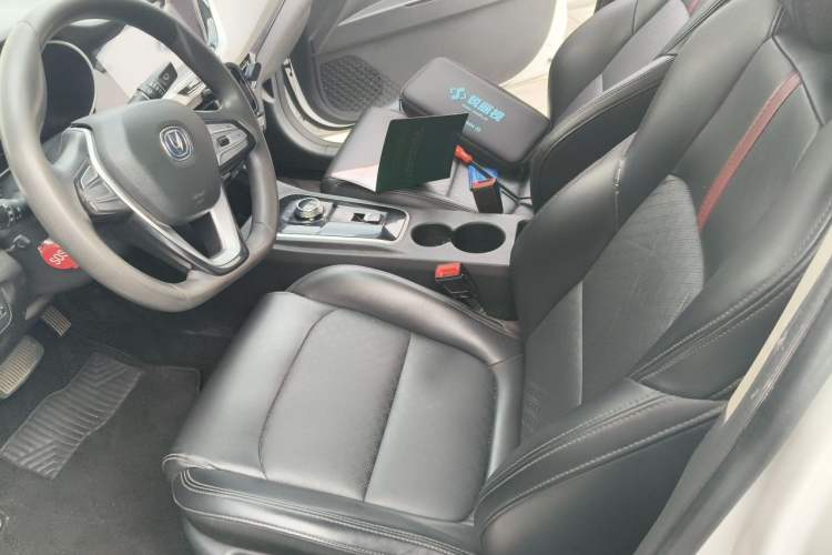 Used CHANGAN Eado New Energy 2022 EV460 Smart Ride-Hailing Edition – Lithium Iron Phosphate Left Front Seat