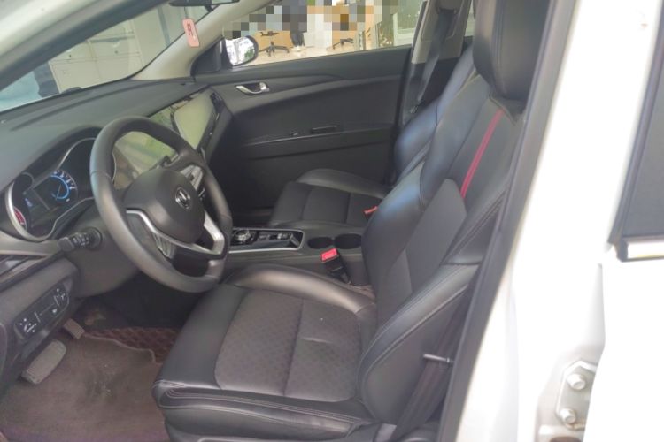Used CHANGAN Eado New Energy 2022 EV460 Smart Ride-Hailing Edition – Lithium Iron Phosphate Left Front Seat