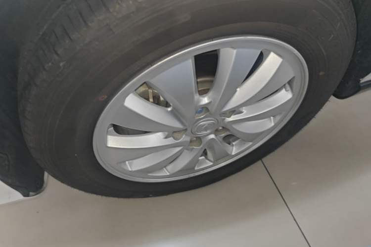 Used CHANGAN Eado New Energy 2022 EV460 Smart Ride-Hailing Edition – Lithium Iron Phosphate Left Front Wheel Hub