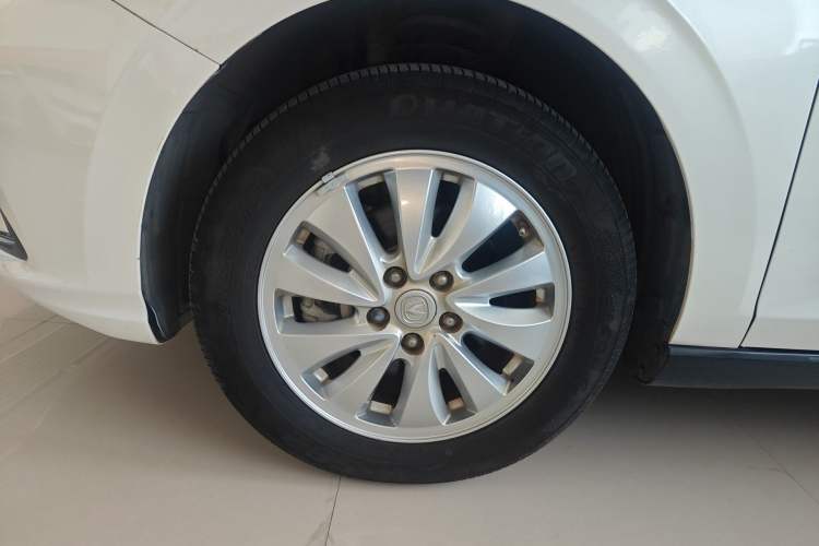Used CHANGAN Eado New Energy 2022 EV460 Smart Ride-Hailing Edition – Lithium Iron Phosphate Left Front Wheel Hub