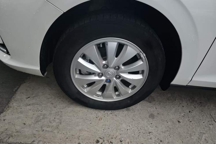 Used CHANGAN Eado New Energy 2022 EV460 Smart Ride-Hailing Edition – Lithium Iron Phosphate Left Front Wheel Hub