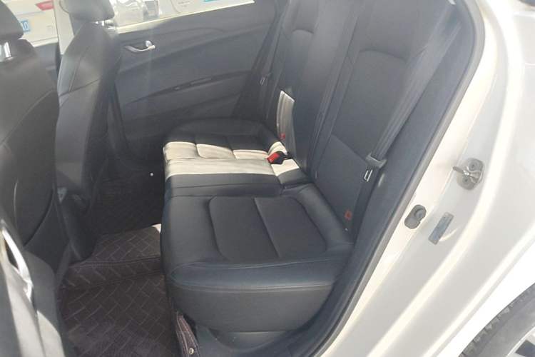 Used CHANGAN Eado New Energy 2022 EV460 Smart Ride-Hailing Edition – Lithium Iron Phosphate Left Rear Seat
