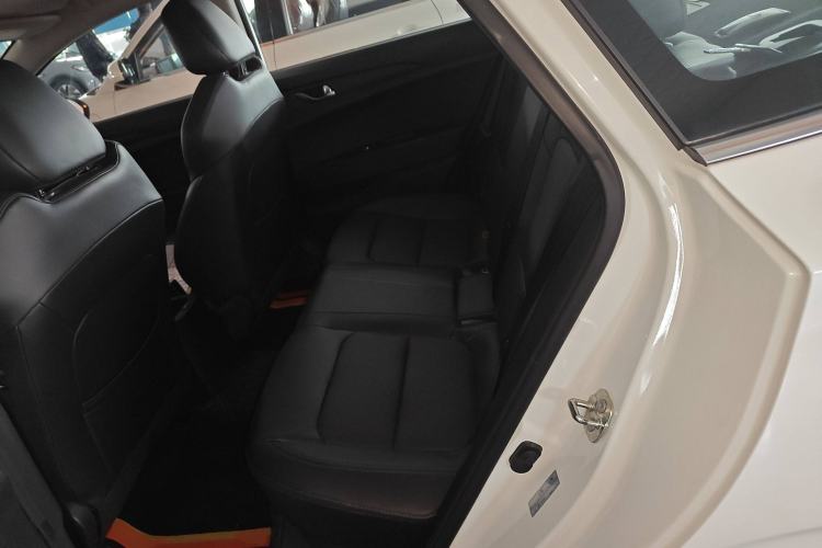 Used CHANGAN Eado New Energy 2022 EV460 Smart Ride-Hailing Edition – Lithium Iron Phosphate Left Rear Seat