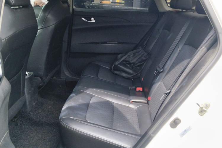 Used CHANGAN Eado New Energy 2022 EV460 Smart Ride-Hailing Edition – Lithium Iron Phosphate Left Rear Seat