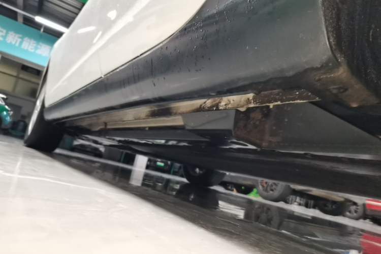 Used CHANGAN Eado New Energy 2022 EV460 Smart Ride-Hailing Edition – Lithium Iron Phosphate Left Side Sill